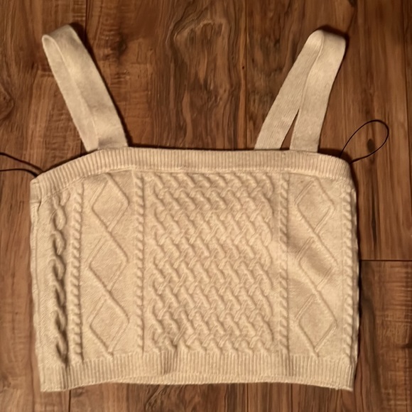 H&M knitted crop top - Picture 2 of 3